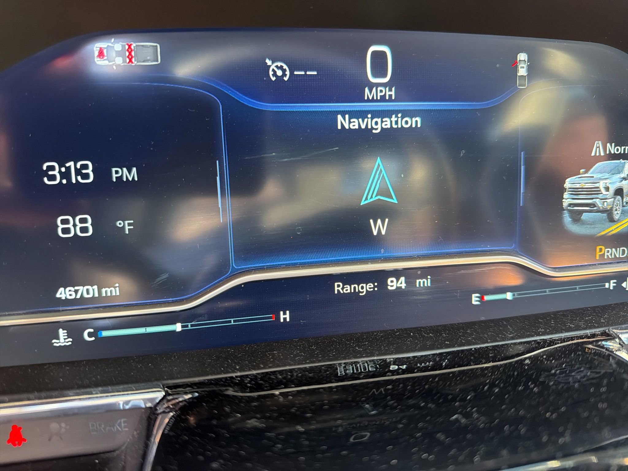 Used 2024 Chevrolet Silverado 2500 LT w/ Convenience Package image 8