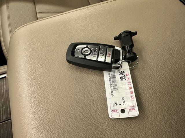 Certified 2024 Ford Expedition Limited image 32