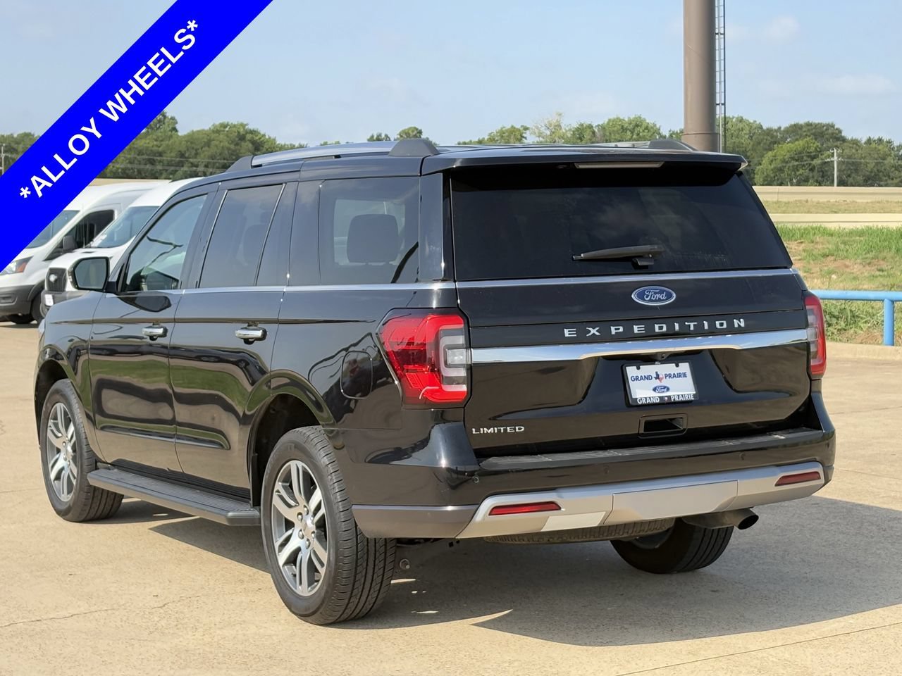 Certified 2024 Ford Expedition Limited RWD image 6