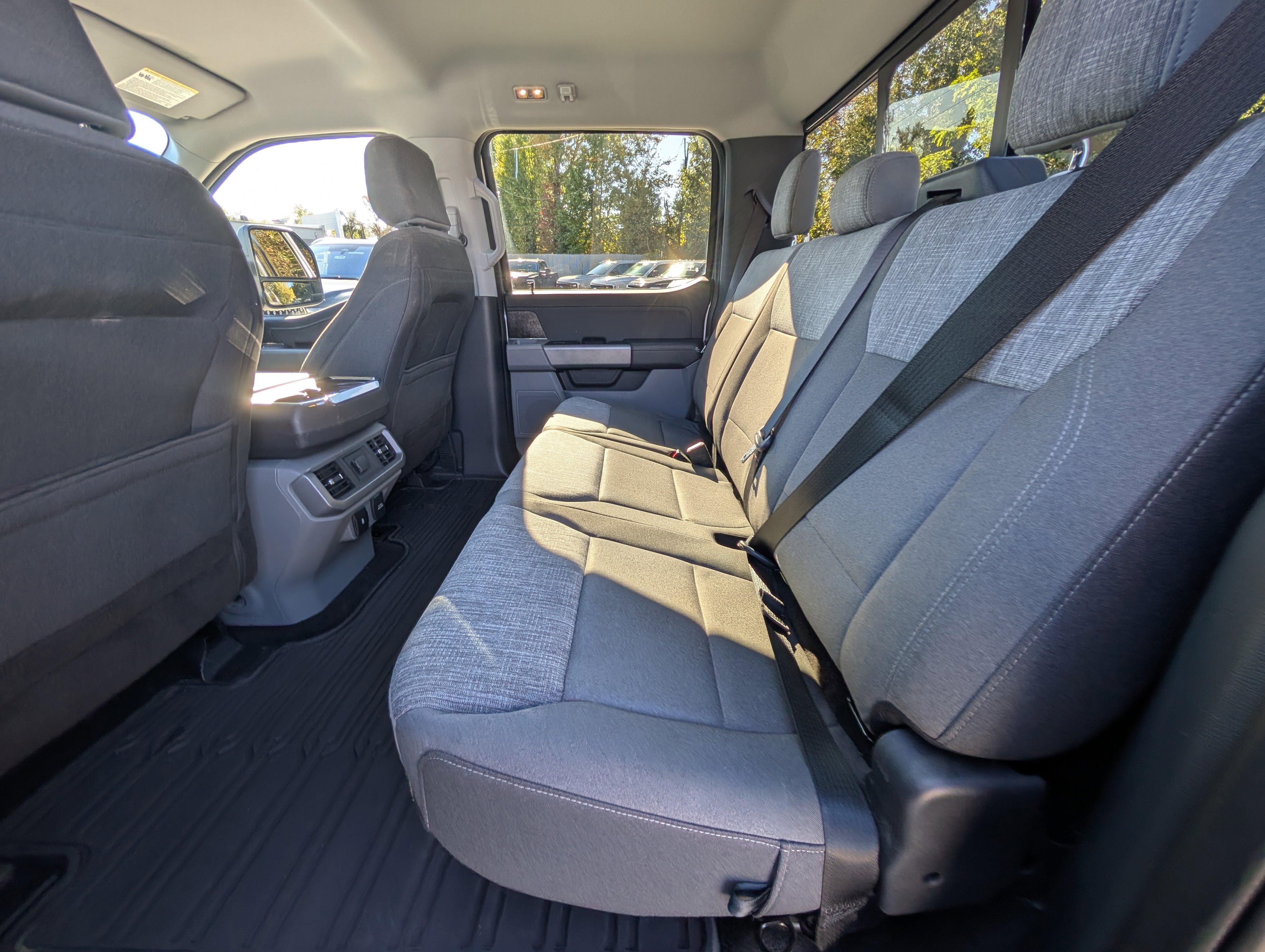 Certified 2022 Ford F150 XLT w/ Equipment Group 302A High image 15