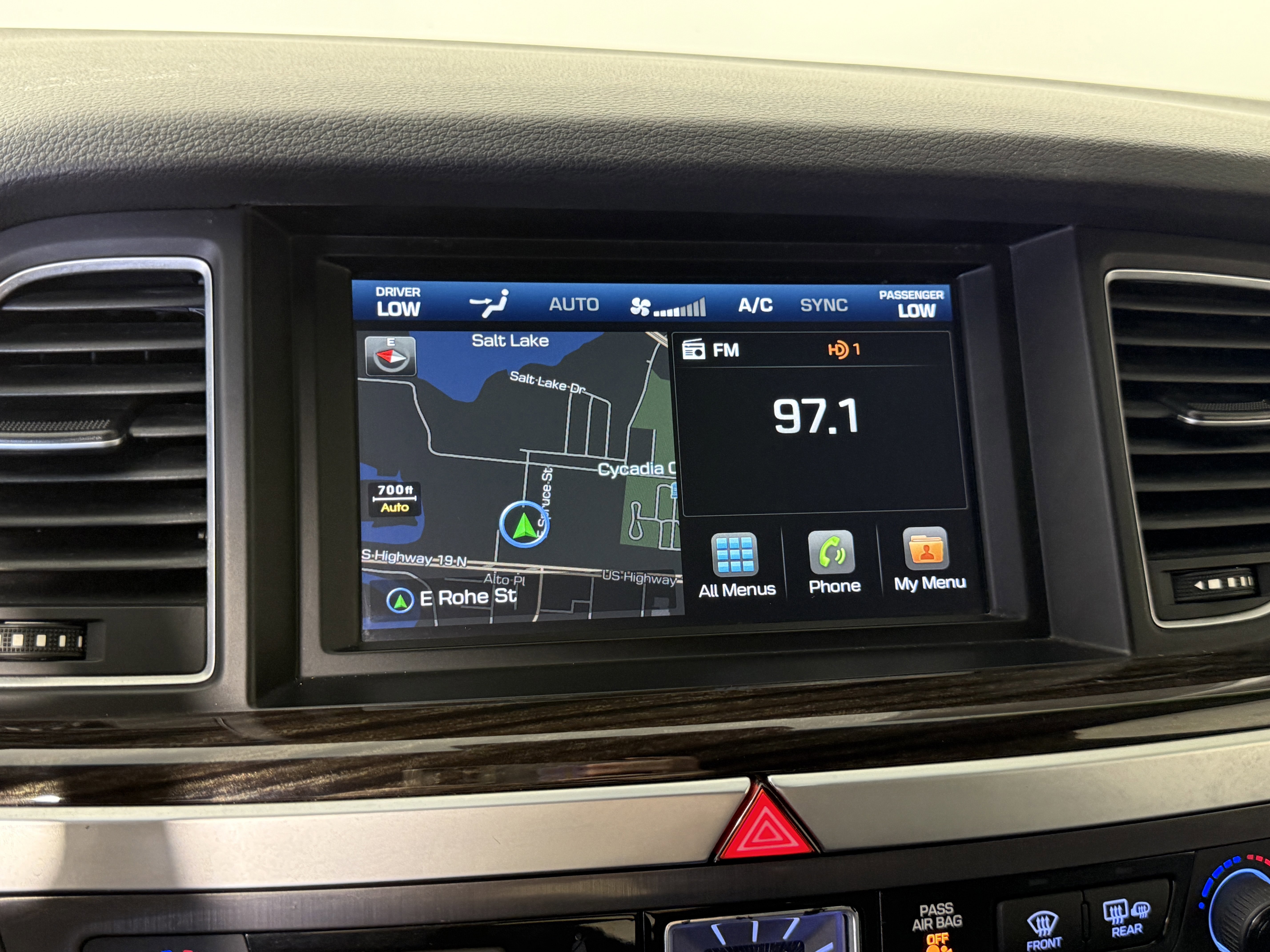 Used 2019 Genesis G80 3.8 image 17