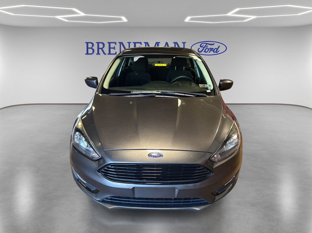 Certified 2018 Ford Focus SE w/ SE Appearance Package FWD image 2