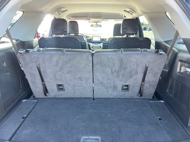 Certified 2024 Ford Explorer XLT w/ Equipment Group 202A AWD/4WD image 7