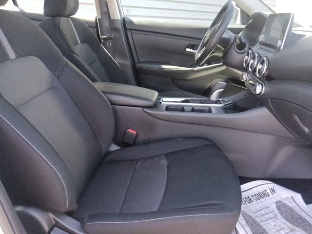 Used 2025 Nissan Sentra SV FWD image 28