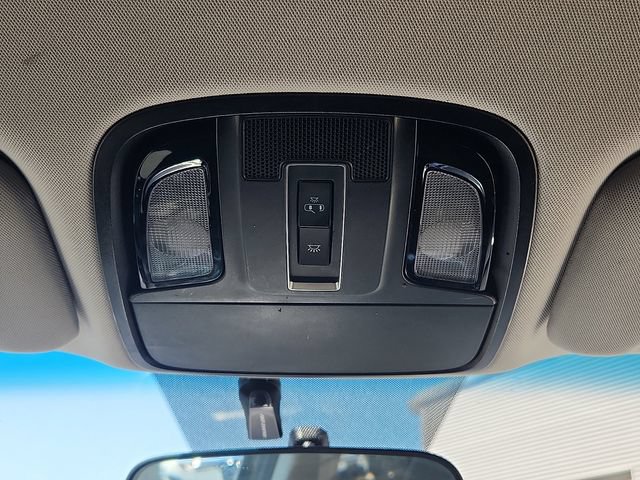 Used 2020 Kia Sorento LX AWD/4WD image 19