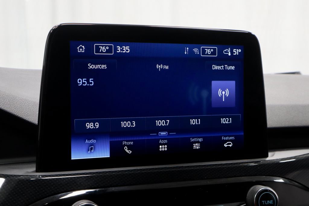 Certified 2025 Ford Escape ST-Line AWD/4WD image 3