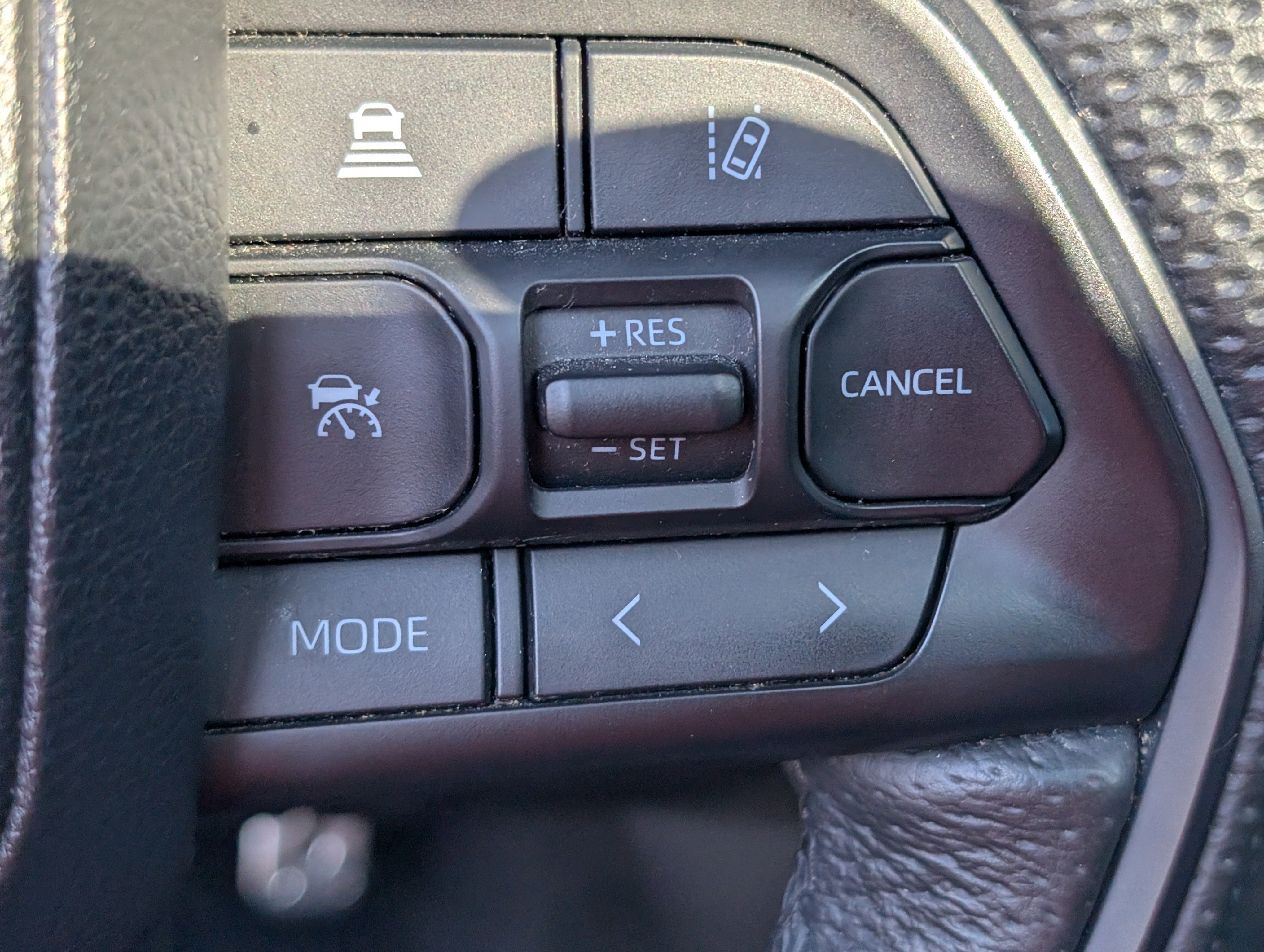 Used 2025 Toyota Sequoia TRD Pro AWD/4WD image 21