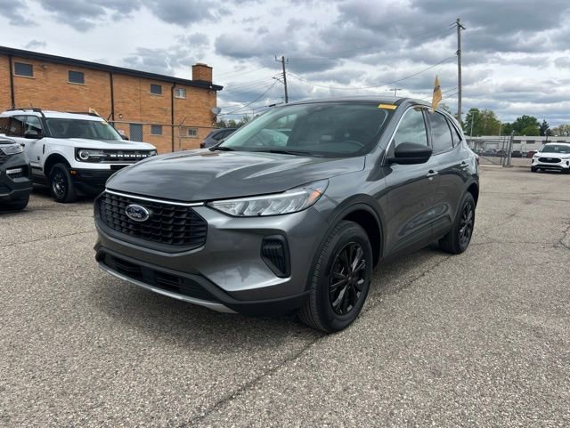Certified 2024 Ford Escape Active AWD/4WD image 29