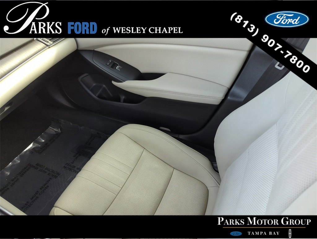 Used 2022 Honda Accord Touring image 14