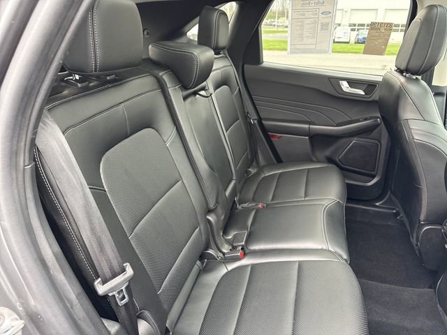 Certified 2022 Ford Escape SEL w/ Technology Package FWD image 14