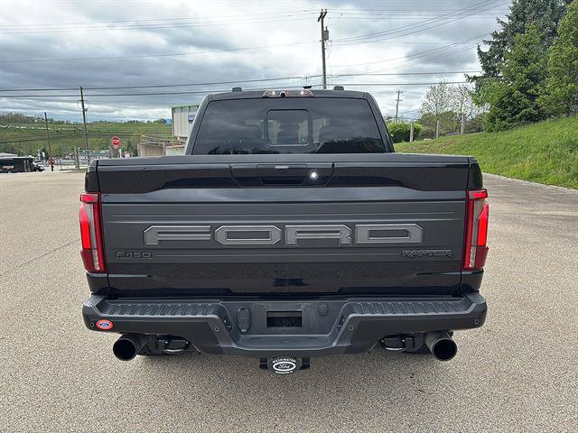 Certified 2025 Ford F150 Raptor AWD/4WD image 3