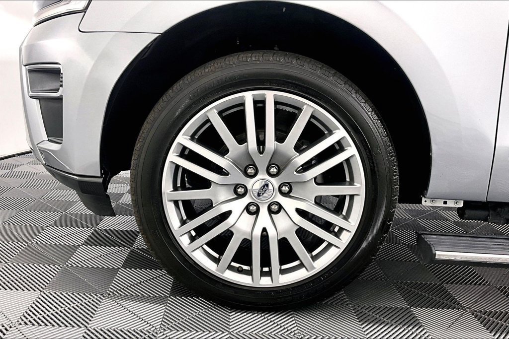 Certified 2024 Ford Expedition Max Limited AWD/4WD image 8