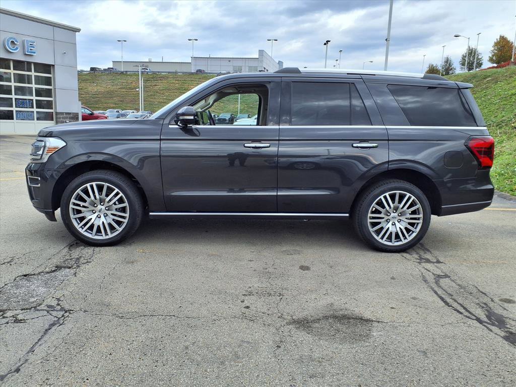 Certified 2023 Ford Expedition Limited image 4