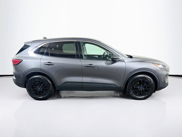 Certified 2022 Ford Escape SE w/ Convenience Package AWD/4WD image 10