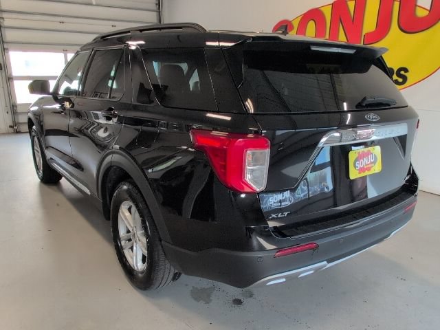 Certified 2023 Ford Explorer XLT AWD/4WD image 3