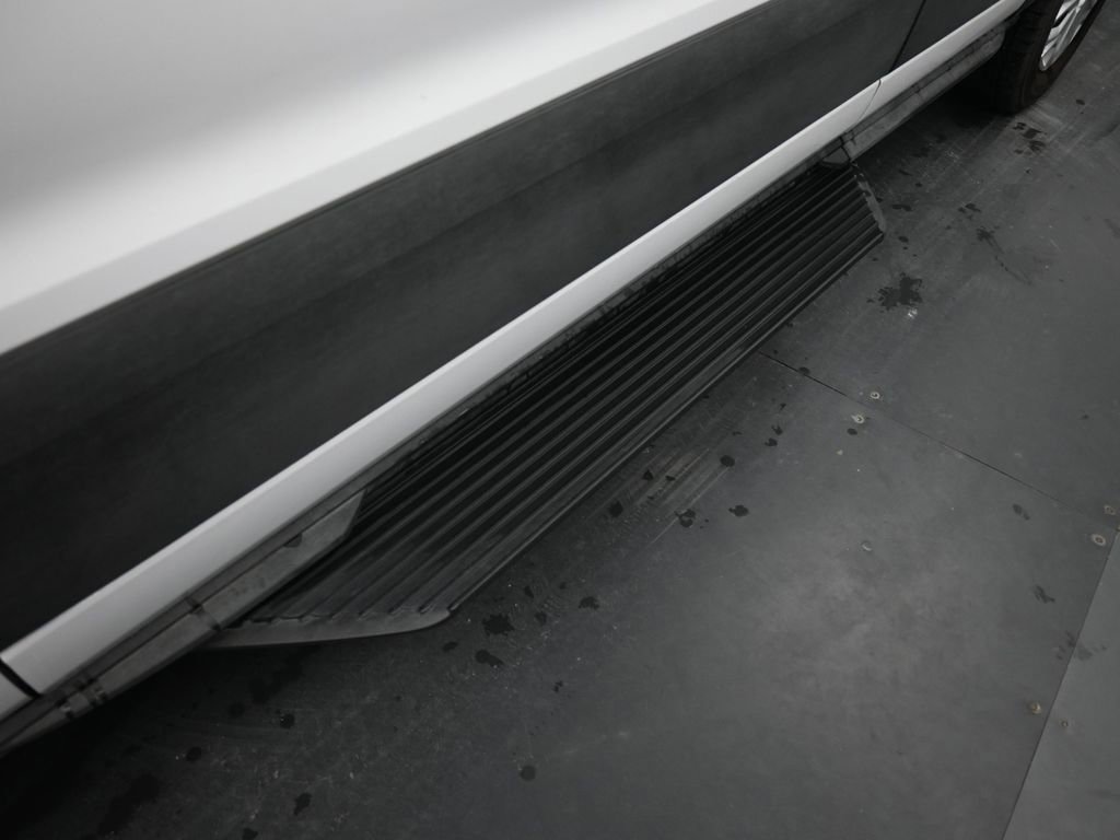 Certified 2023 Ford Transit 350 XLT RWD image 26