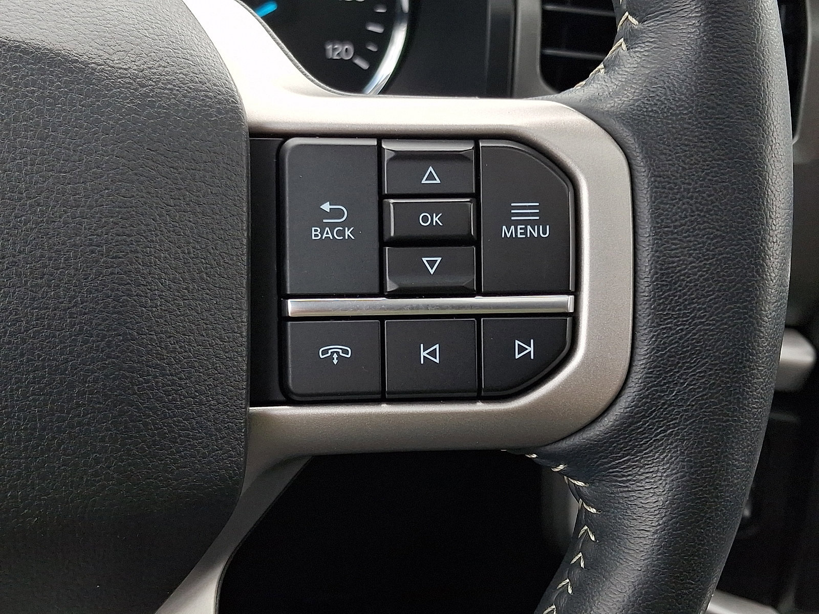 Certified 2023 Ford Expedition Max XLT image 23