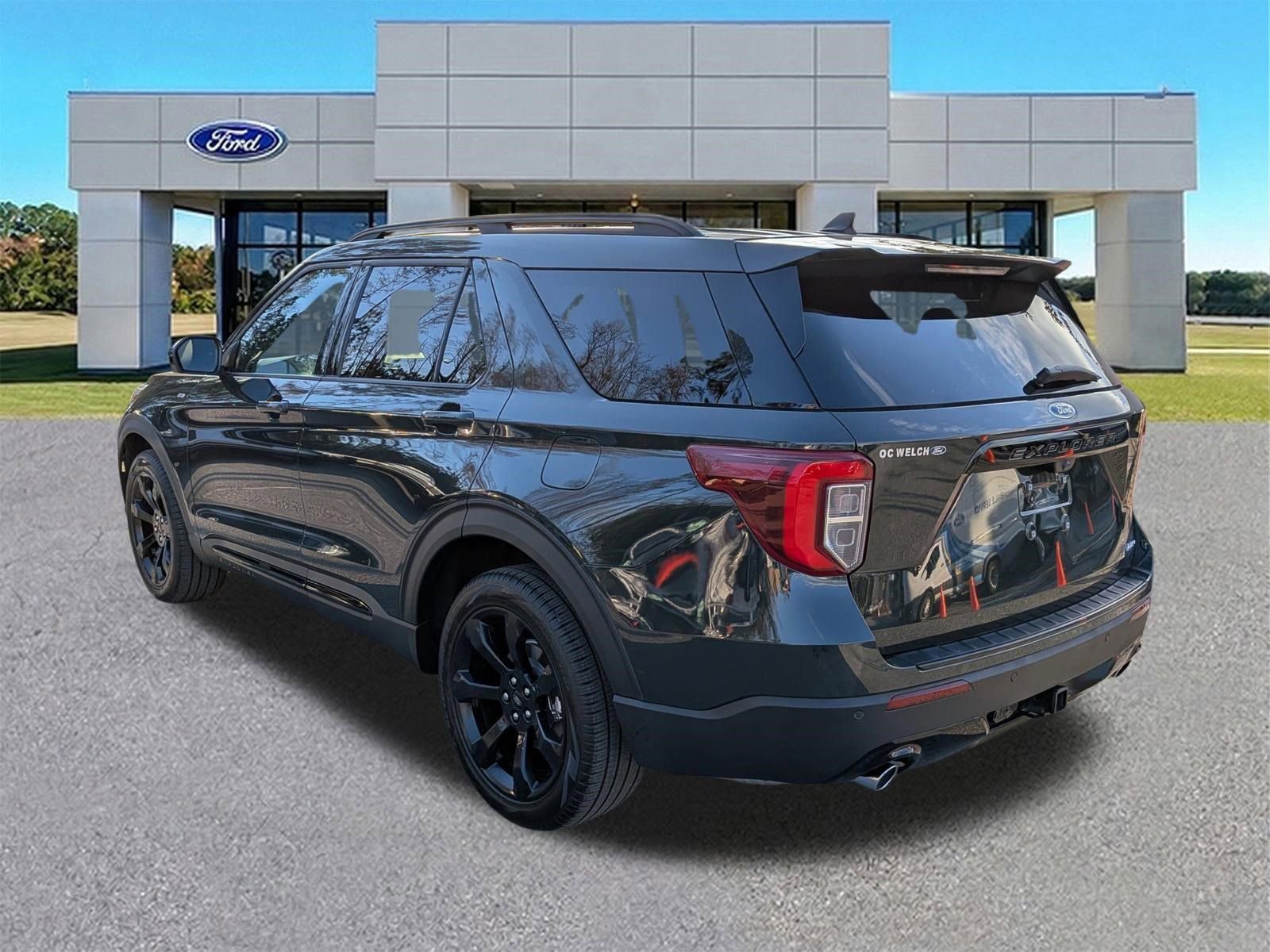 Certified 2023 Ford Explorer ST-Line w/ Class IV Trailer Tow Package video 3