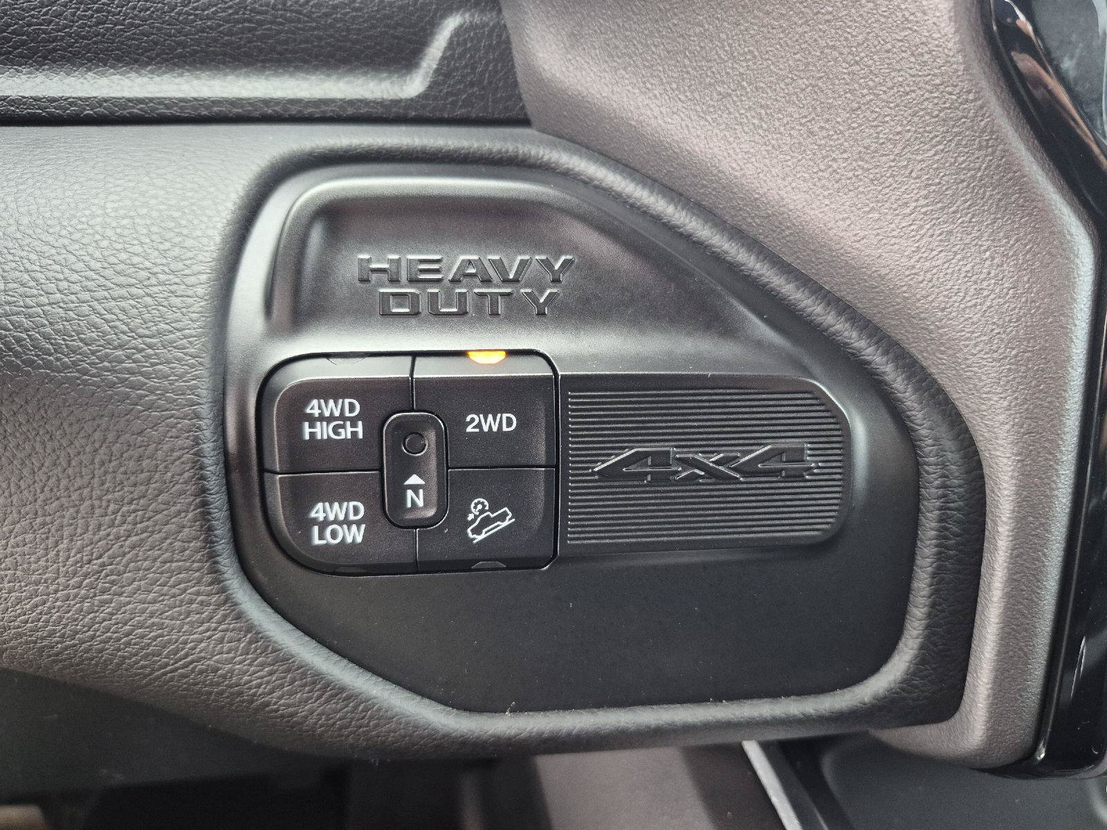 Used 2021 RAM 2500 Laramie w/ Night Edition AWD/4WD image 9