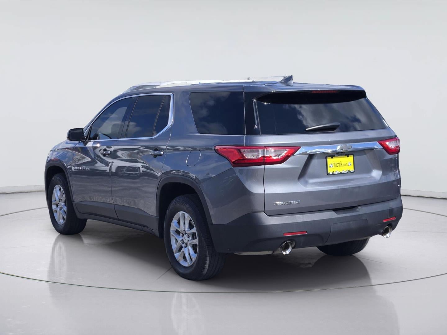 Used 2018 Chevrolet Traverse LS FWD image 6