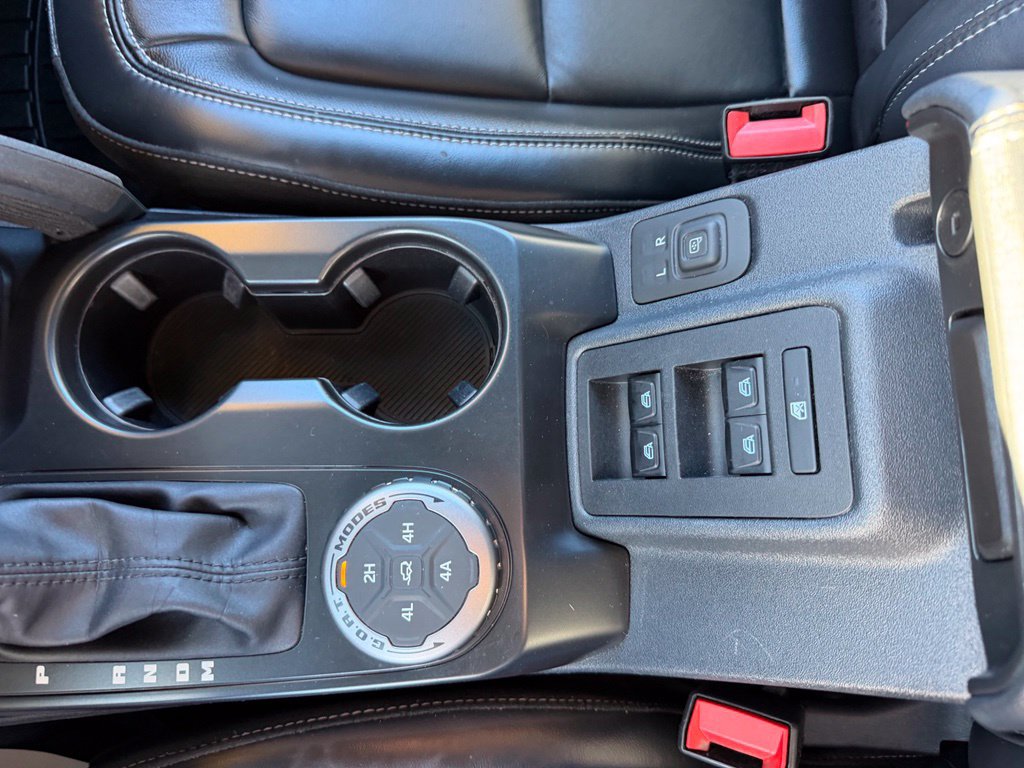 Certified 2025 Ford Bronco Outer Banks w/ Sasquatch Package AWD/4WD image 24