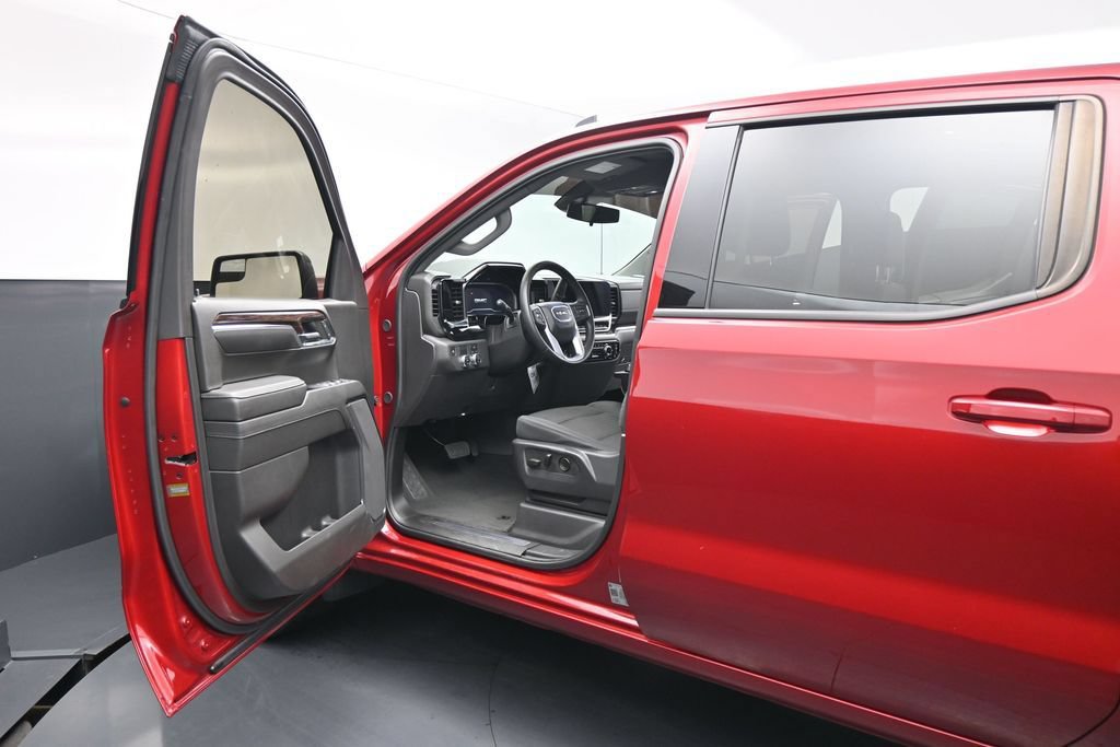 Used 2024 GMC Sierra 1500 Elevation RWD image 9