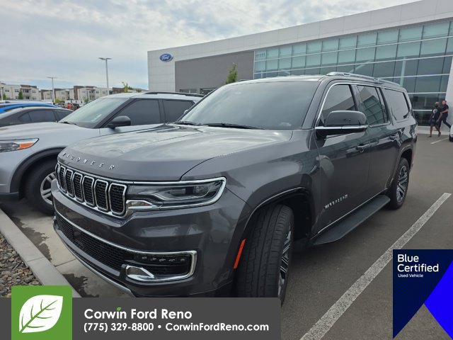 Used 2023 Jeep Wagoneer L Series II AWD/4WD image 3