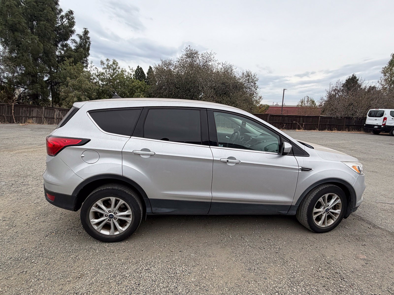 Certified 2019 Ford Escape SE FWD image 6