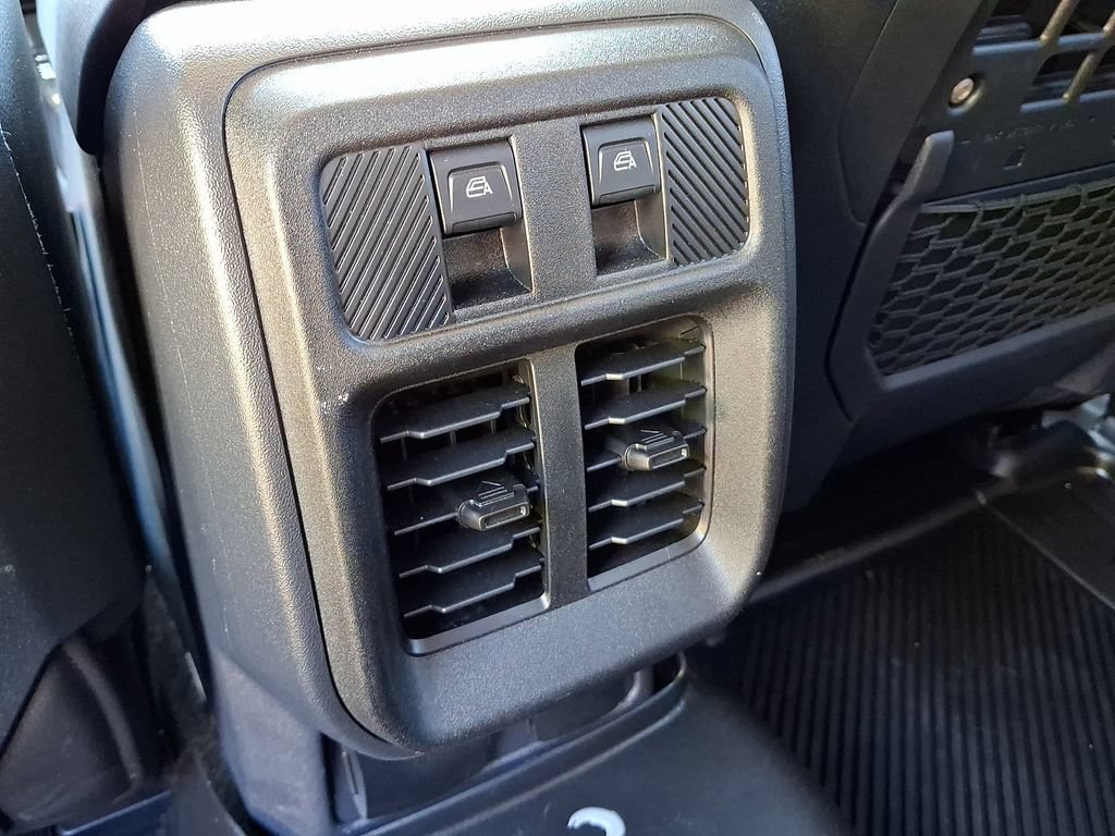 Certified 2025 Ford Bronco Badlands AWD/4WD image 8