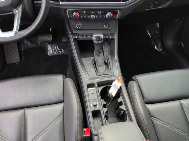 Used 2022 Audi Q3 2.0T Premium Plus image 18