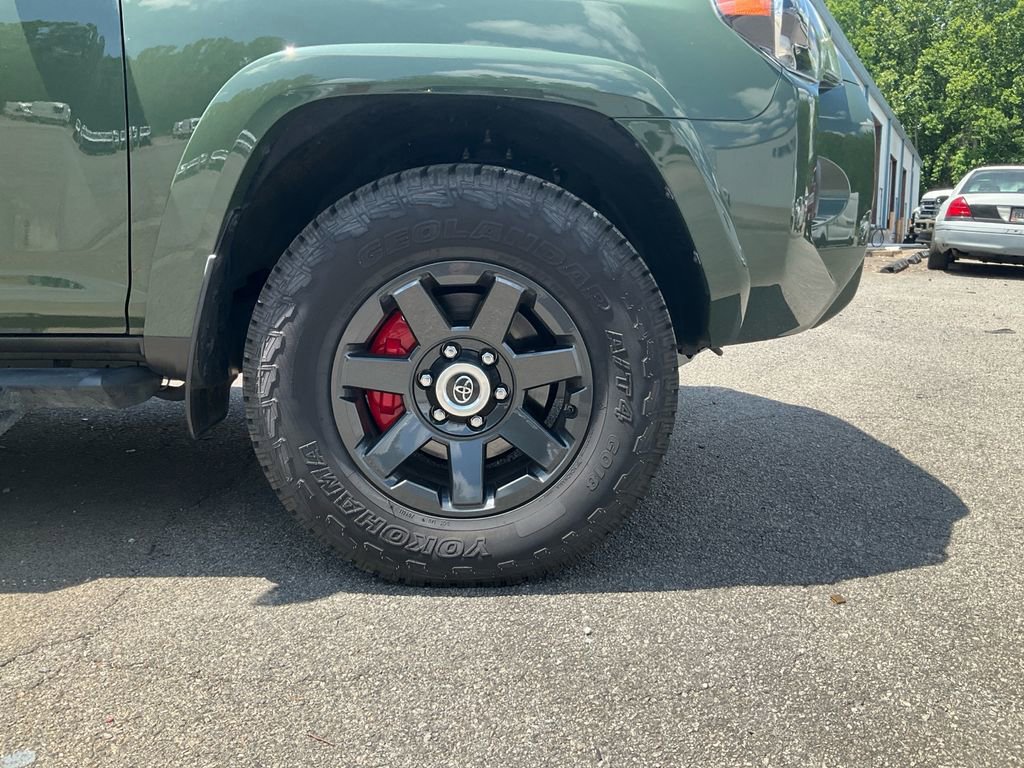 Used 2021 Toyota 4Runner Trail Special Edition AWD/4WD image 10