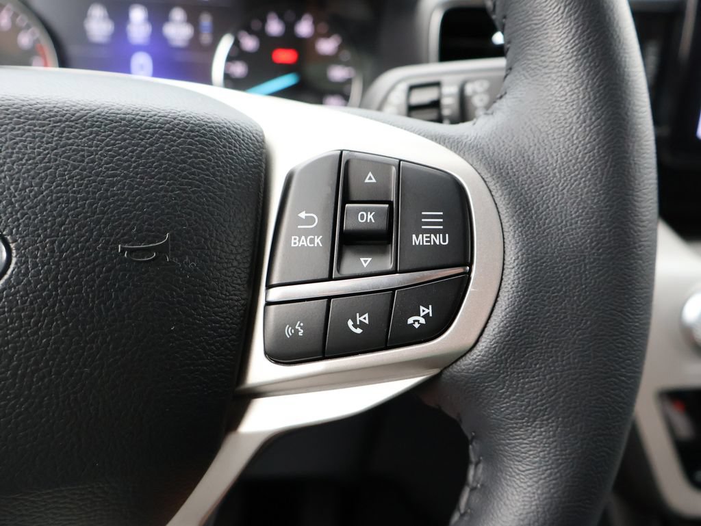 Certified 2023 Ford Explorer XLT w/ Equipment Group 202A AWD/4WD image 30
