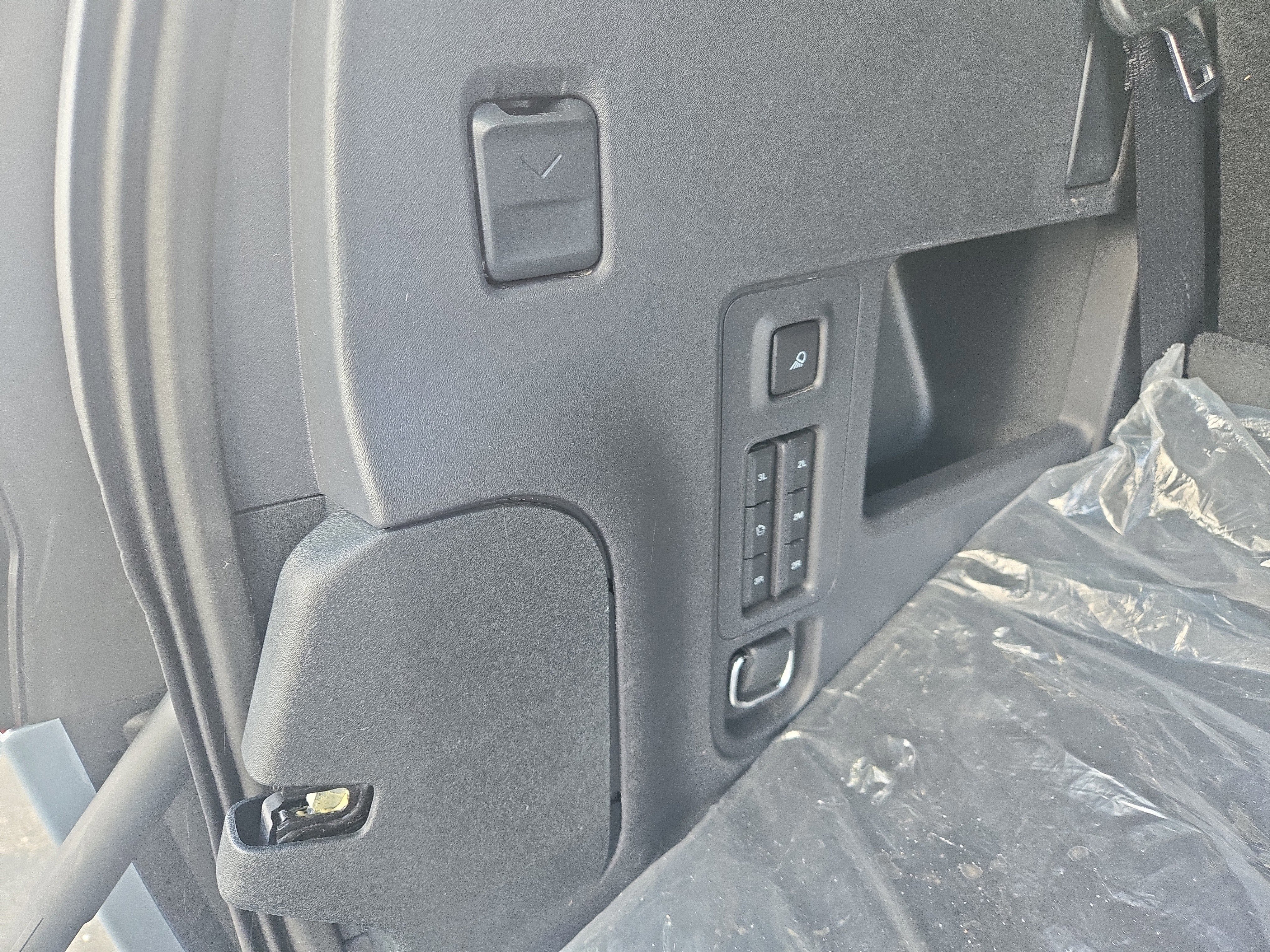 Certified 2025 Ford Expedition Platinum image 22