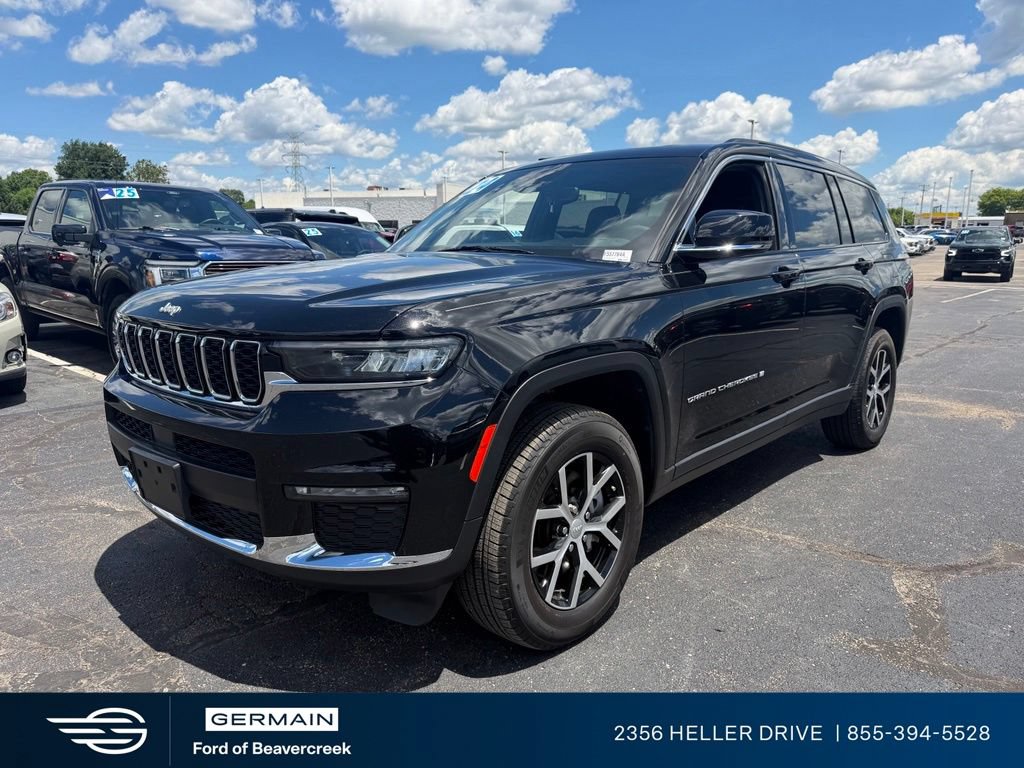 Used 2024 Jeep Grand Cherokee L Limited w/ Trailer Tow Package AWD/4WD image 4