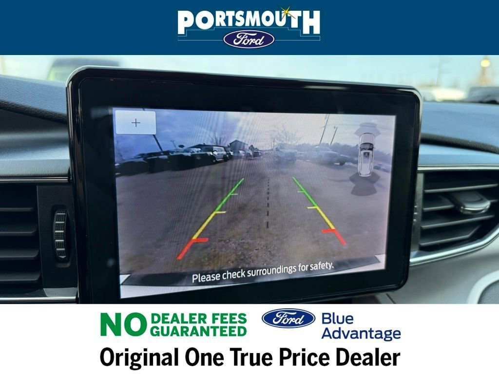 Certified 2024 Ford Explorer XLT w/ Equipment Group 202A image 10