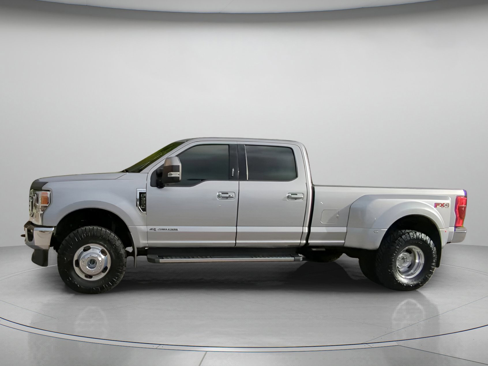 Certified 2022 Ford F350 Lariat w/ Lariat Ultimate Package image 7