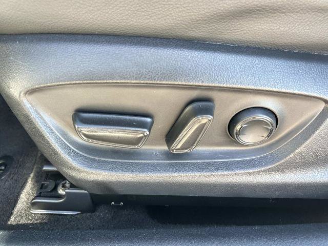 Used 2022 Toyota Camry XSE FWD image 28