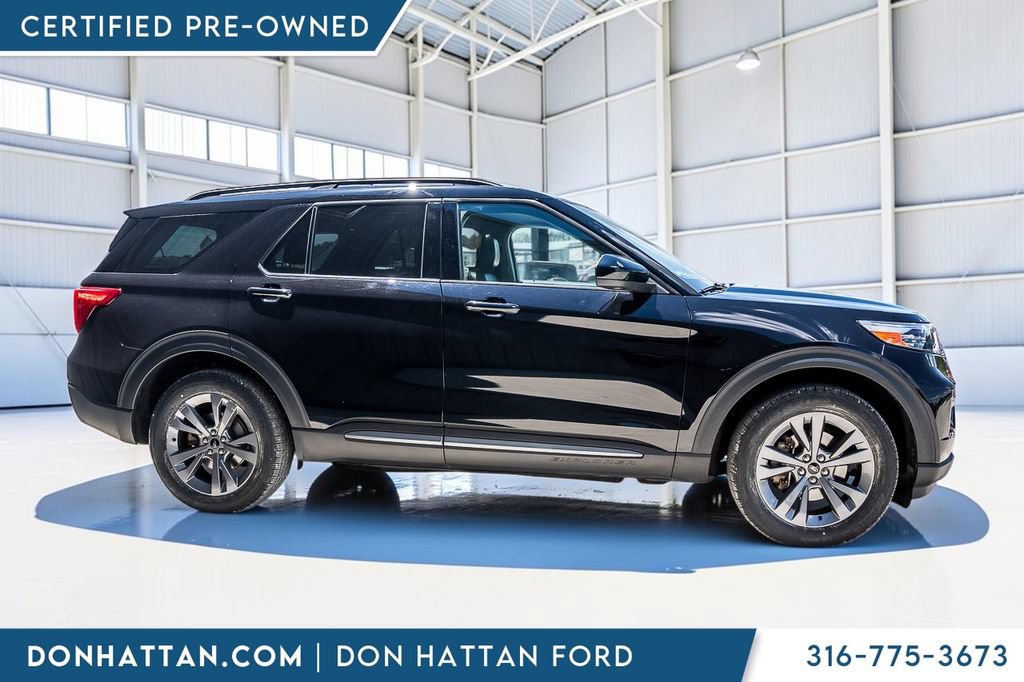Certified 2023 Ford Explorer XLT w/ Equipment Group 202A AWD/4WD image 33