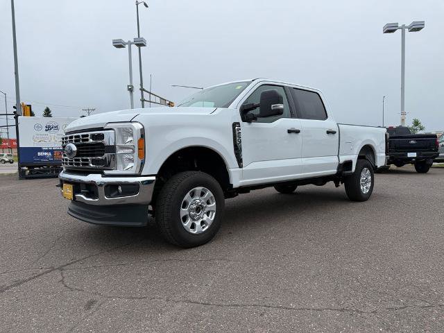 Certified 2023 Ford F250 XLT AWD/4WD image 3