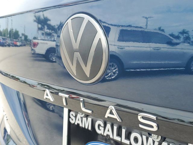 Used 2023 Volkswagen Atlas Cross Sport SEL image 12