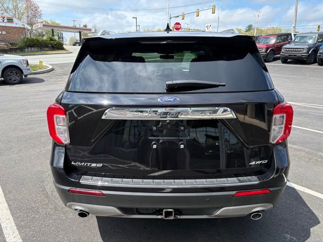 Certified 2022 Ford Explorer Limited w/ Limited Technology Package AWD/4WD image 4