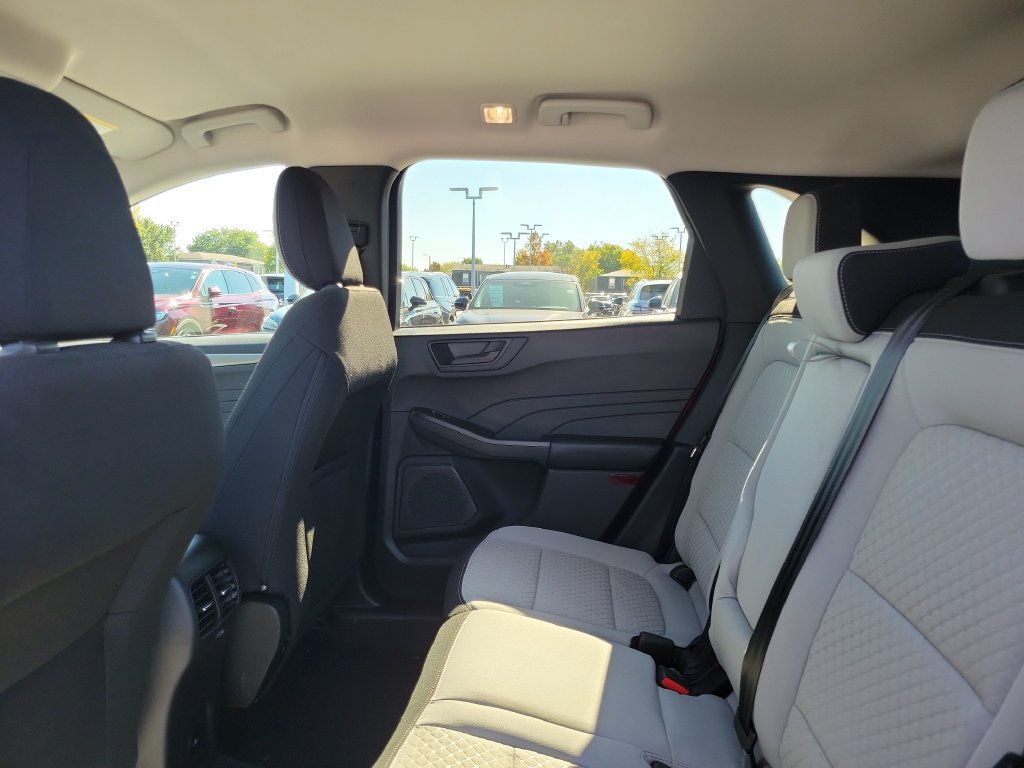 Certified 2023 Ford Escape Active FWD image 15