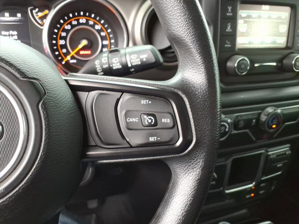 Used 2018 Jeep Wrangler Unlimited Sport image 16