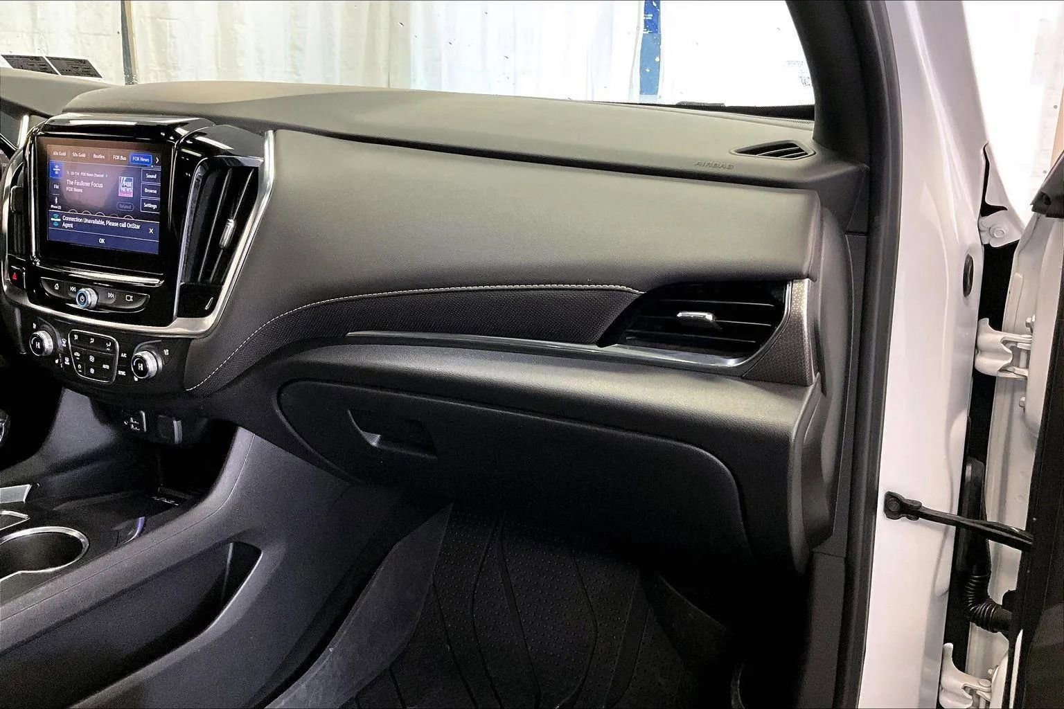 Used 2022 Chevrolet Traverse Premier w/ Redline Edition image 15