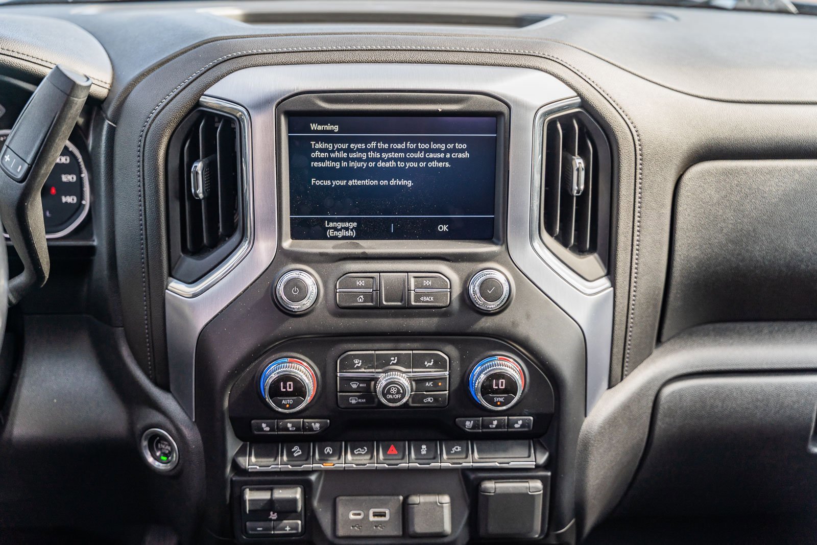 Used 2021 GMC Sierra 1500 SLT w/ SLT Convenience Package image 32