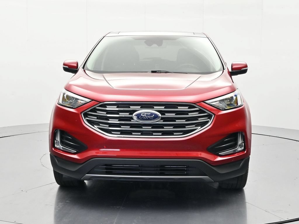 Certified 2022 Ford Edge Titanium AWD/4WD image 2