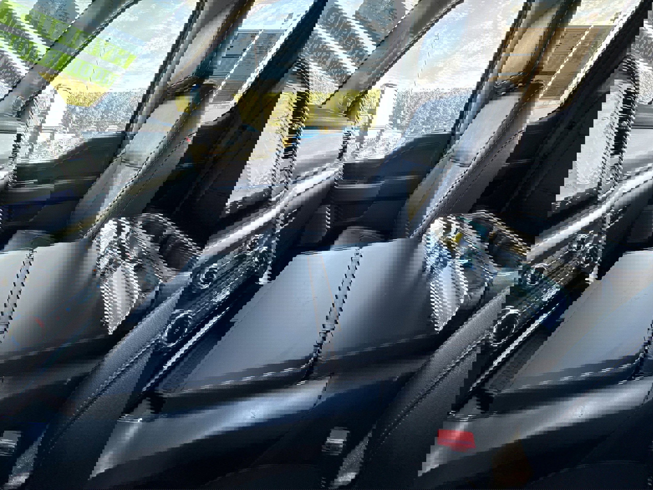 Certified 2022 Ford F150 Lariat w/ Equipment Group 502A High image 31