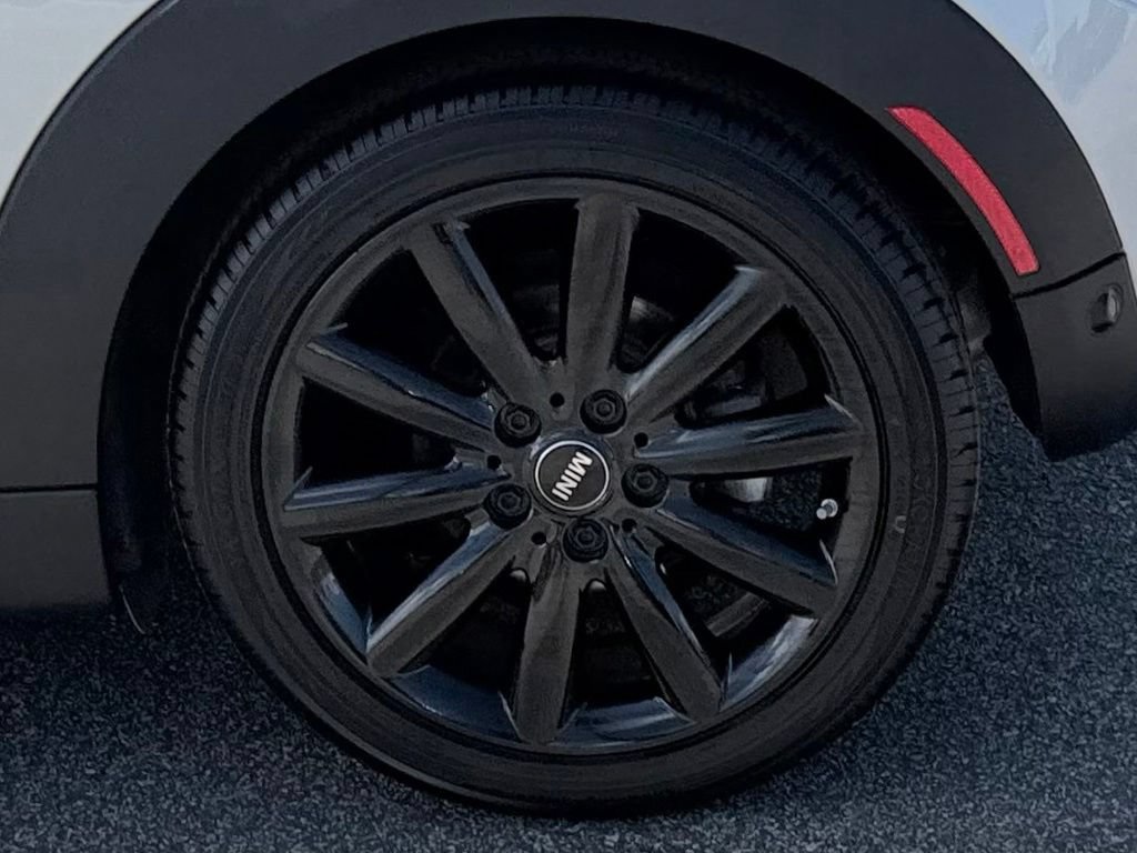 Used 2018 MINI Cooper S FWD image 11