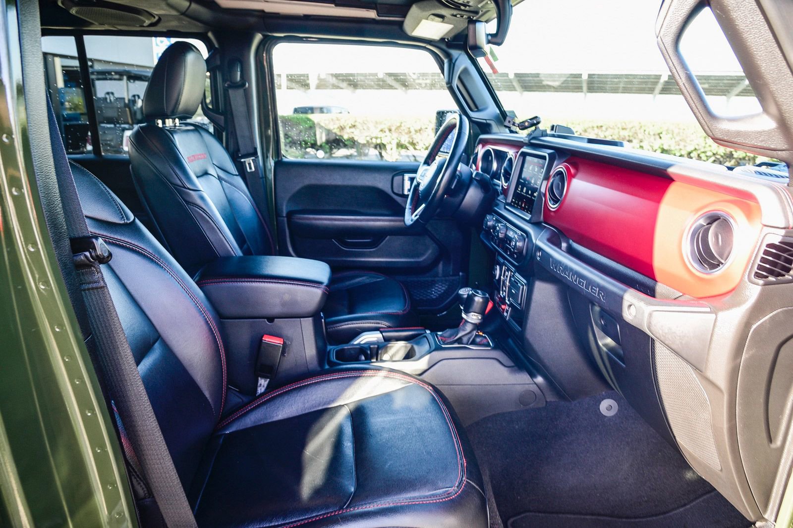 Used 2021 Jeep Wrangler Unlimited Rubicon image 16