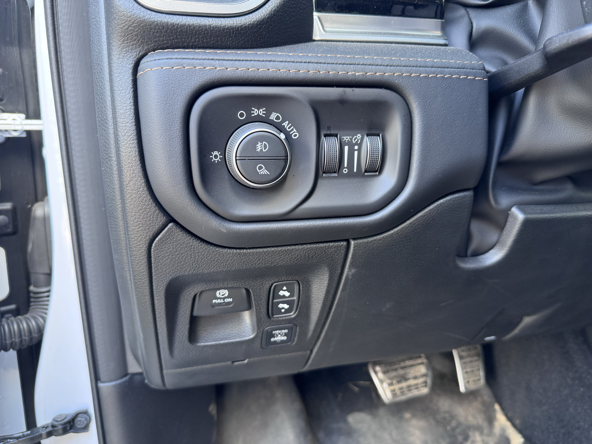 Used 2026 RAM 1500 Tungsten w/ Bed Utility Group AWD/4WD image 18